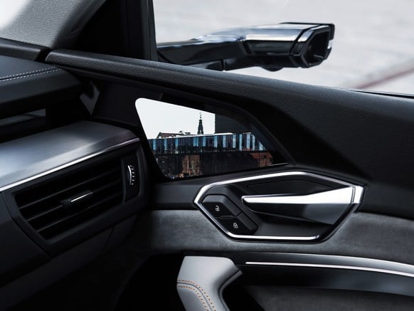 Audi E-Tron sideview mirrors(cameras, actually)