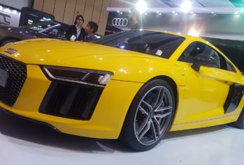 Feature Coverage: Luxury Vehicles dominate the 2017 Hyderabad International Auto Show