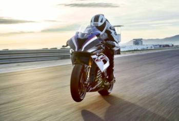 BMW Motorrad launches its track only 215 hp HP4 race bike