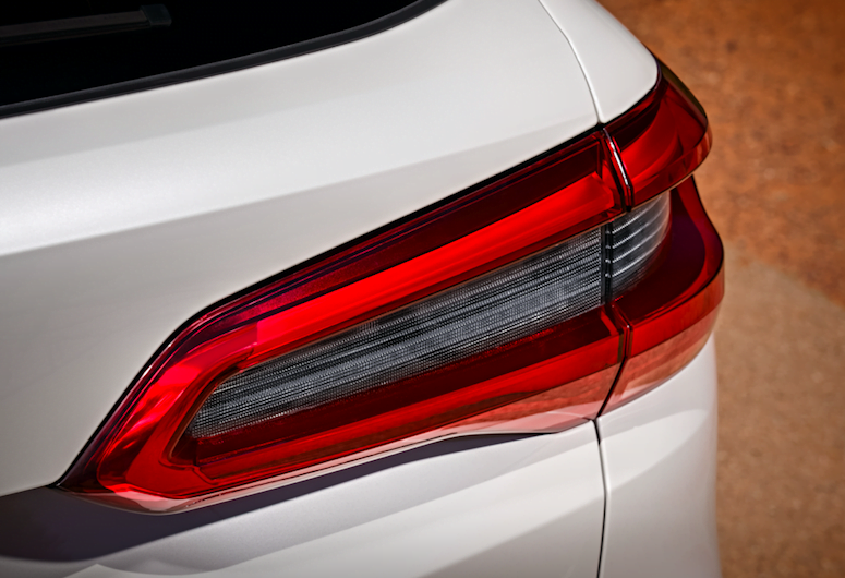 Newly designed 3-Dimensional tail-lights on the all-new BMW X5