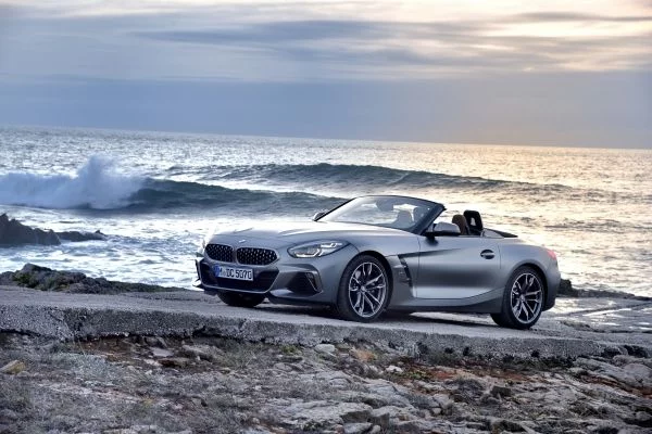 BMW Z4 Roadster launched; INR 64.90 lakhs onwards