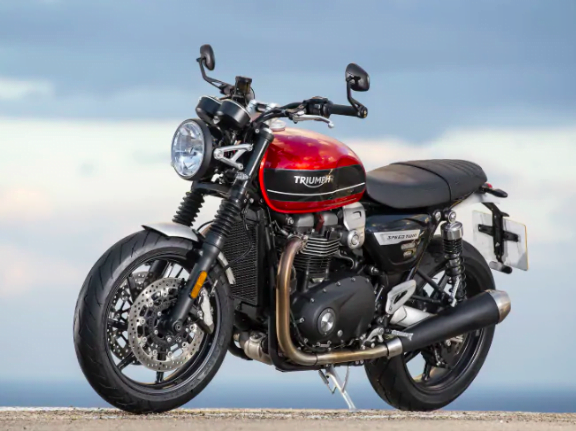 Triumph Street Twin launched in India; INR 9.46 lakhs onwards