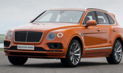 Video: Learn how a Bentley Bentayga Speed is made!
